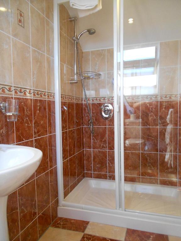 كليفدين Seafield House B&B الغرفة الصورة